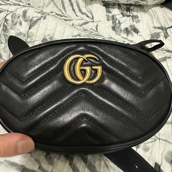 Gucci GG Marmont Matelasse Black Leather Belt Bag - Picture 4 of 11
